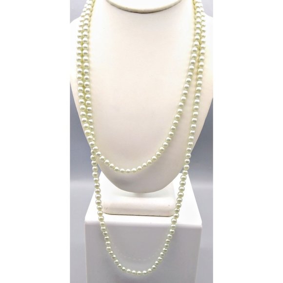 Xtra Long Vintage Faux Pearl Necklace, White Strand Flapper Length Classic Beads - Picture 3 of 5